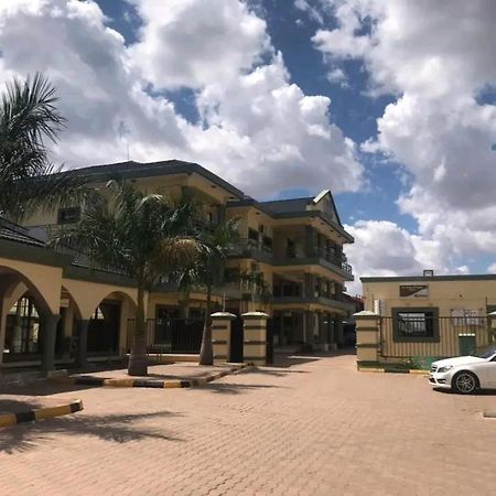 The Prince Charles Hotel Lusaka Exterior photo