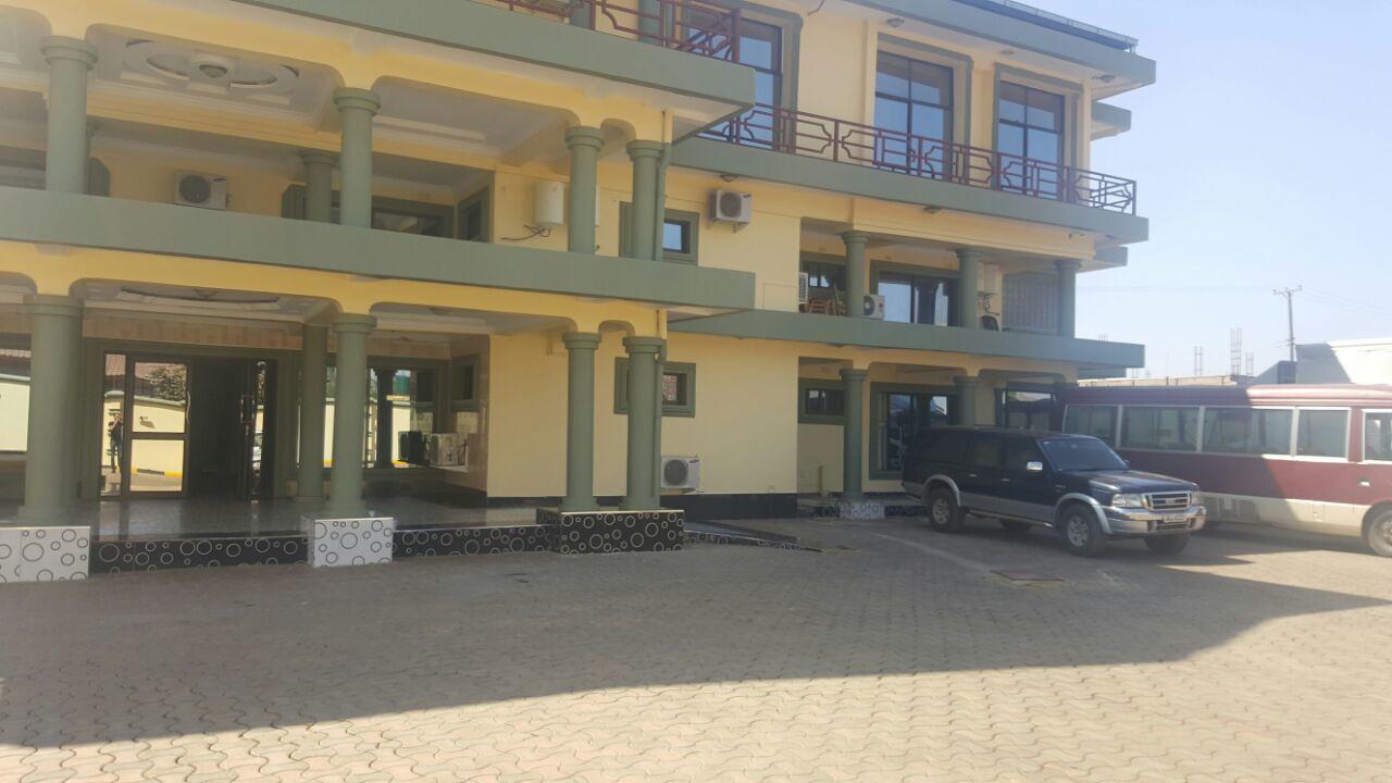 The Prince Charles Hotel Lusaka Exterior photo