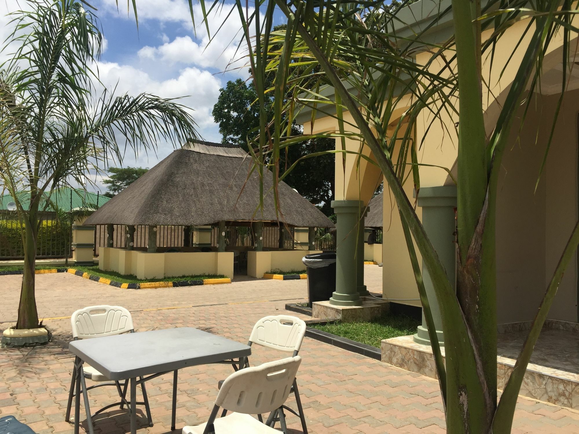 The Prince Charles Hotel Lusaka Exterior photo